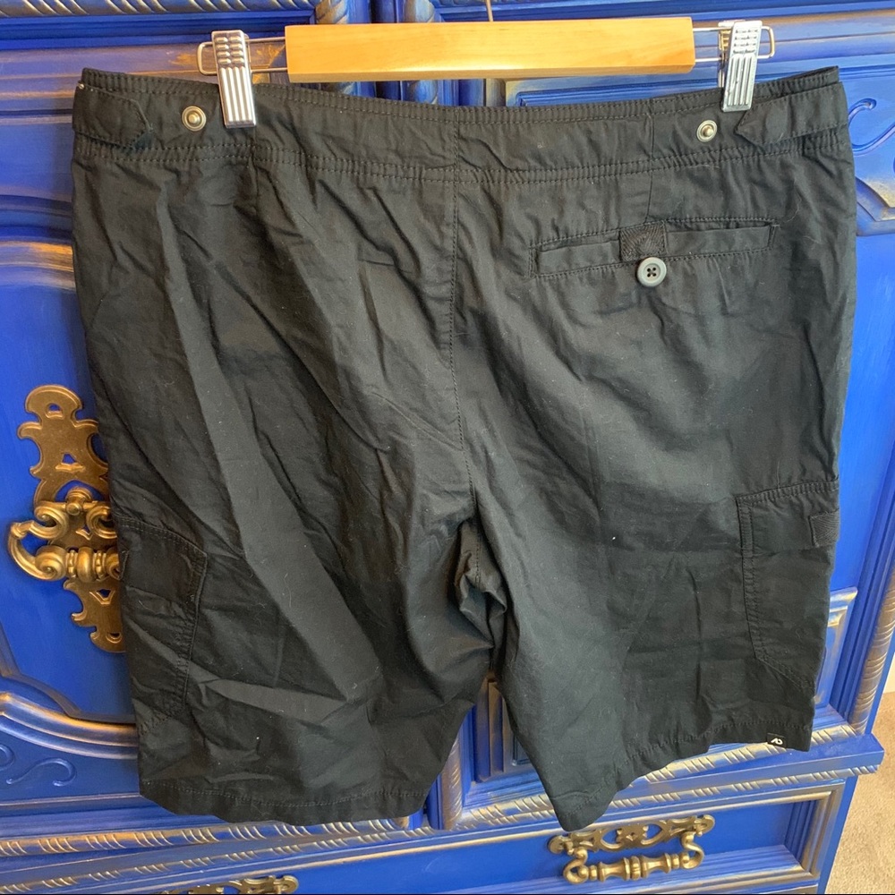 Nike Mens Cotton Shorts Black Cargo & Pockets Med - Picture 2 of 3